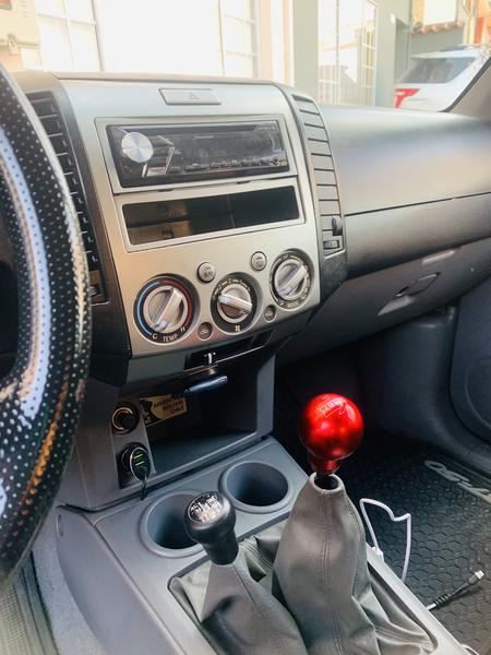 Mazda BT • 2012 • 169,000 km 1