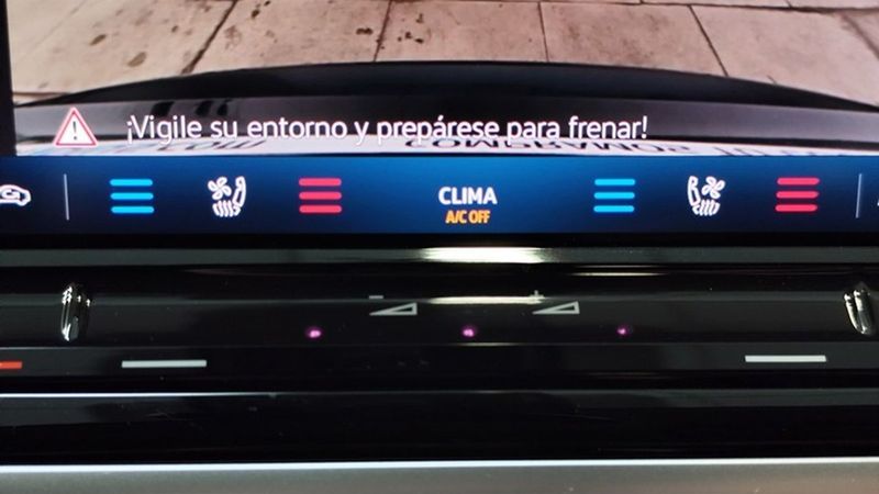 Volkswagen Multivan • 2024 • 3,979 km 8