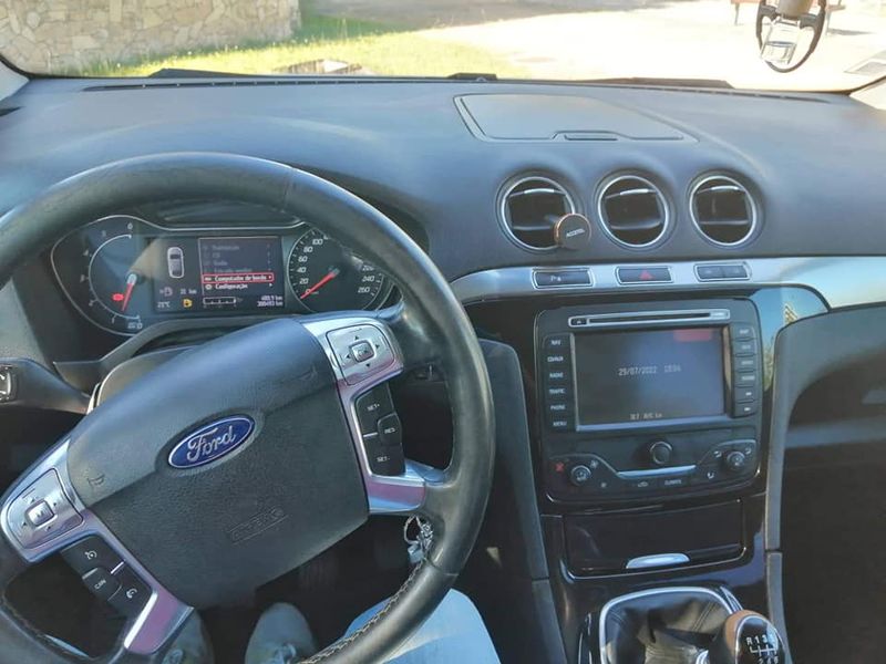 Ford S-Max • 2011 • 80,000 km 6