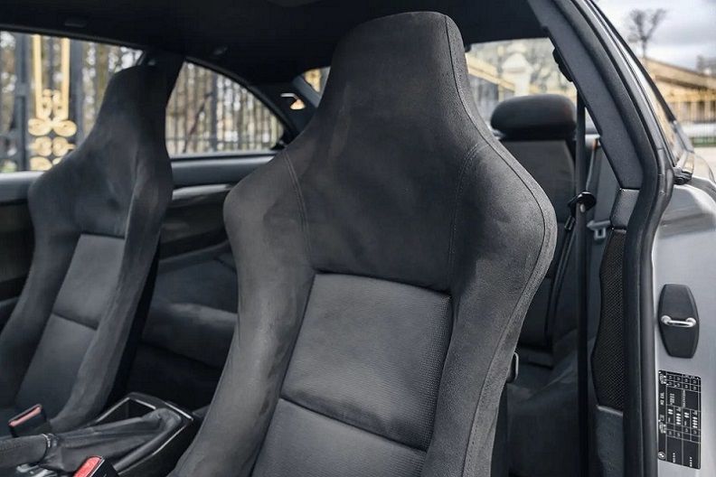 BMW M3 • 2003 • 88,000 km 6