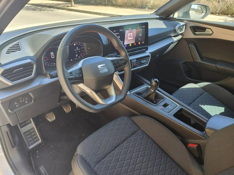 Seat Leon • 2020 • 26,500 km 3