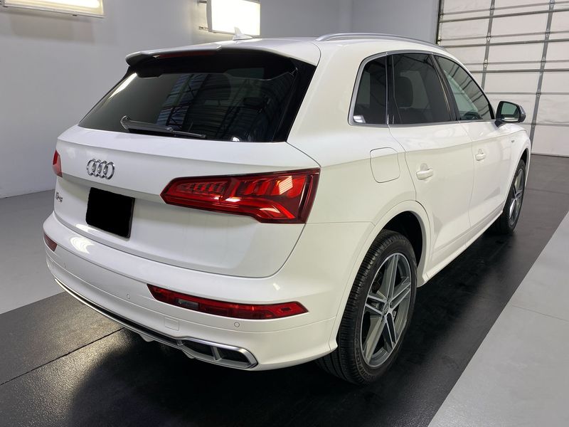 Audi SQ5 • 2018 • 12,063 km 5