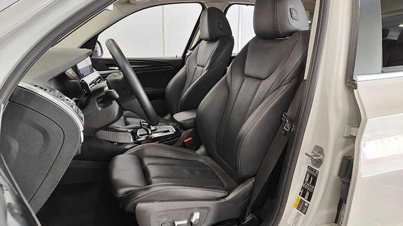 BMW X3 • 2022 • 69,000 km 8
