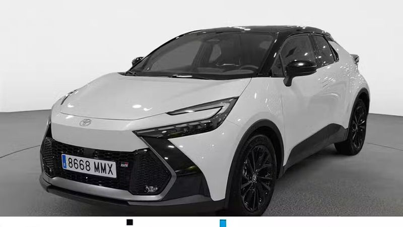 Toyota C-HR • 2024 • 10,834 km 1
