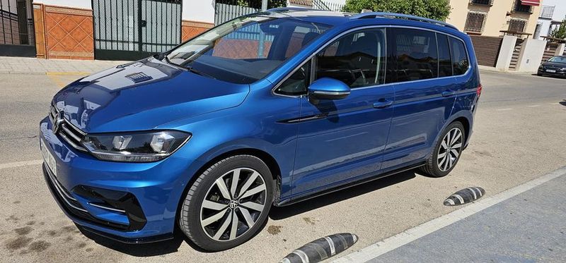 Volkswagen Touran • 2017 • 100,000 km 4