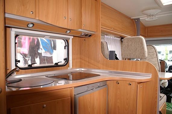 Fiat Ducato Van • 2004 • 125,000 km 2
