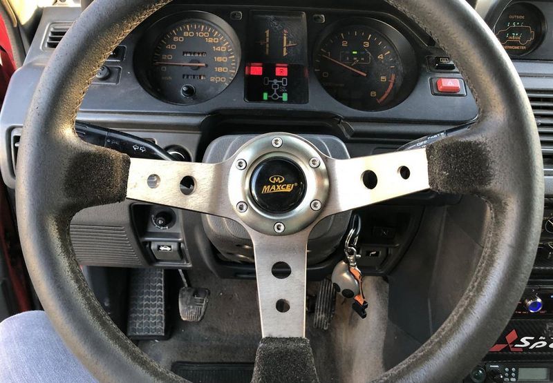 Mitsubishi Pajero • 1994 • 280,000 km 4