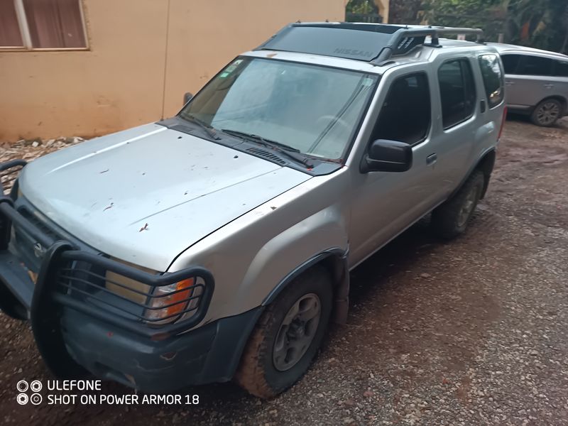 Nissan Xterra • 2000 • 226,330 mi 7