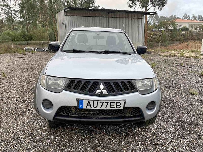 Mitsubishi L200 Pick up • 2017 • 265,000 km 1
