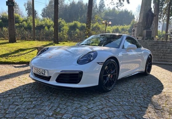 Porsche 911 Carrera • 2016 • 34,300 km 2