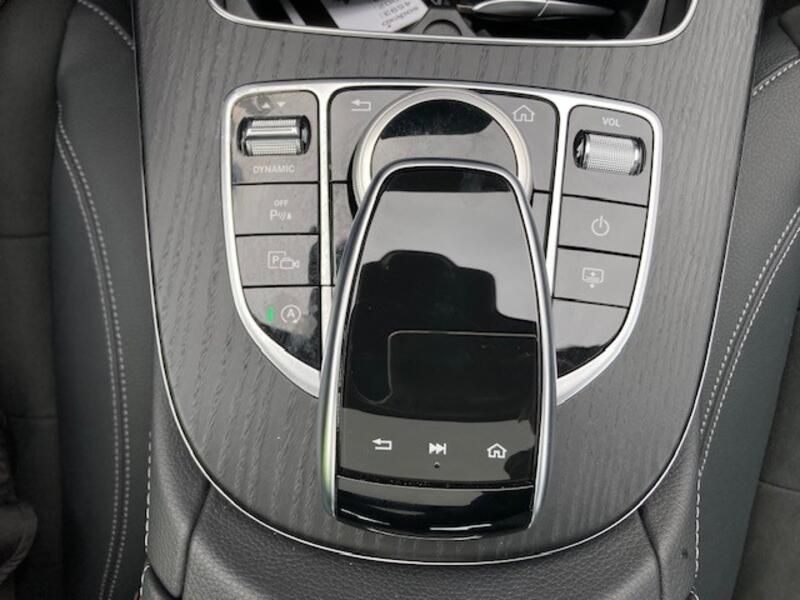 Mercedes-Benz E-Class • 2020 • 30,038 km 49