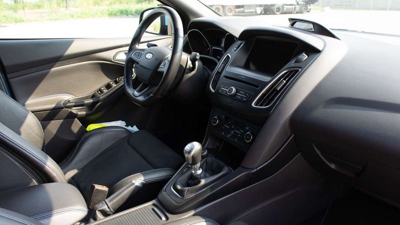 Ford Focus • 2016 • 159,000 km 13