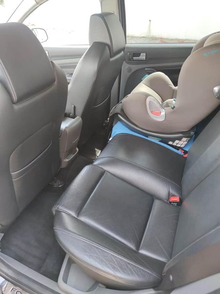 Ford Focus • 2009 • 173,000 km 5
