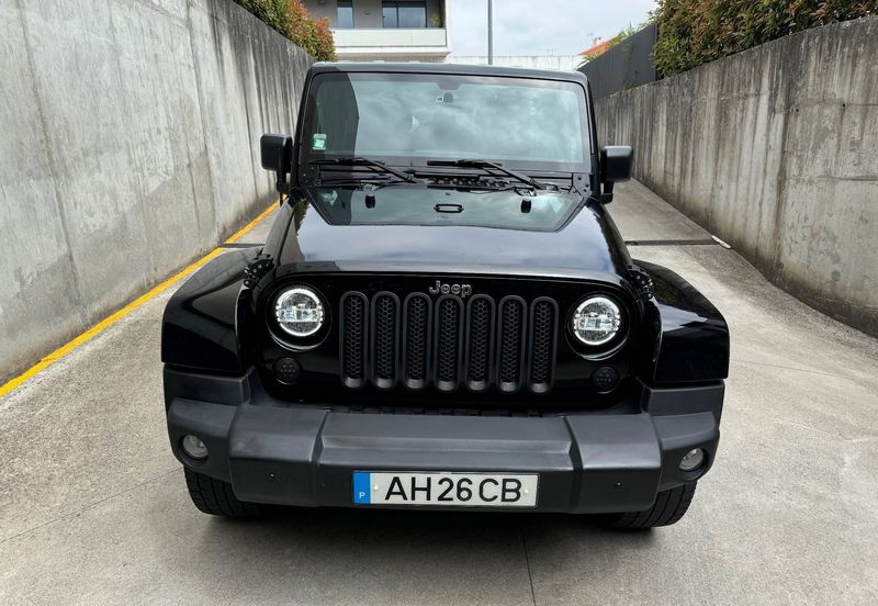 Jeep Wrangler • 2012 • 185,000 km 2