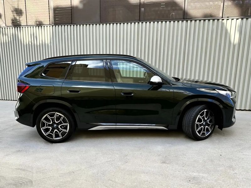 BMW X1 • 2023 • 17,500 km 1