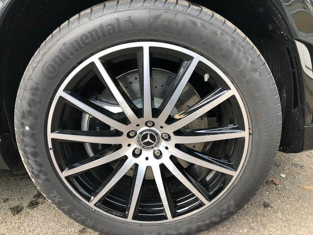 Mercedes-Benz GL • 2019 • 18,700 km 1
