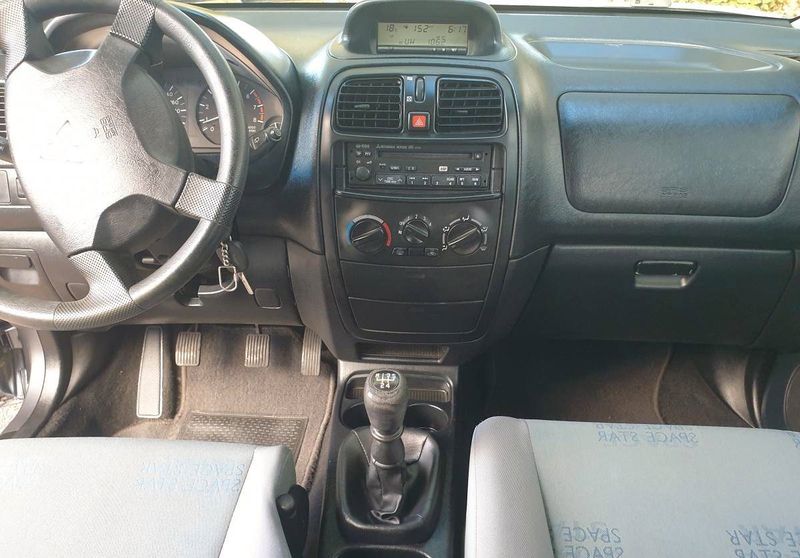 Mitsubishi Space Star • 2003 • 199,999 km 3