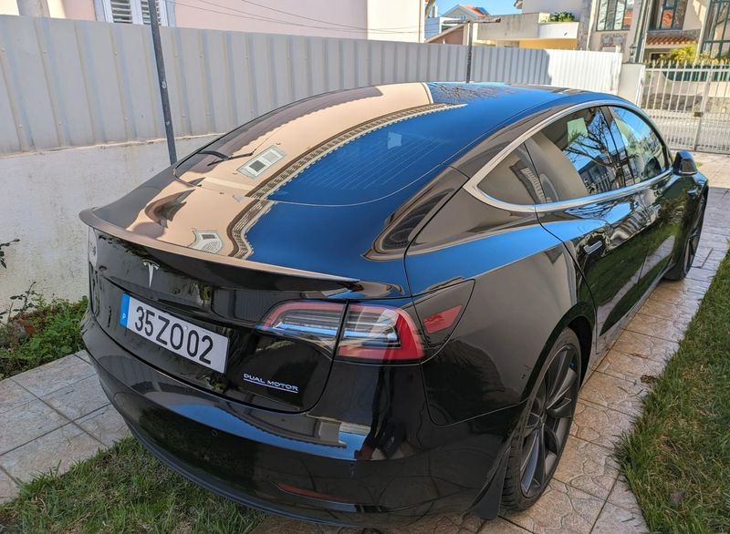 Tesla Model 3 • 2019 • 117,000 km 2