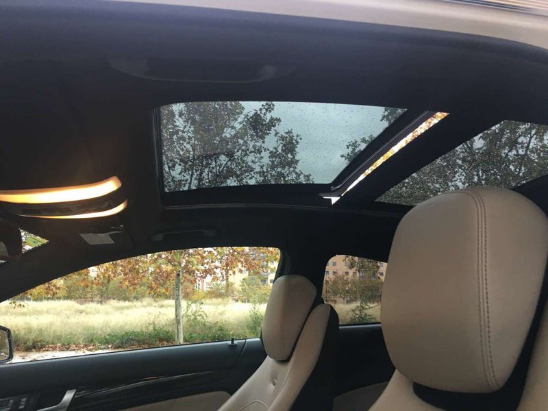 Mercedes-Benz C Sportcoupé • 2011 • 76,245 km 6