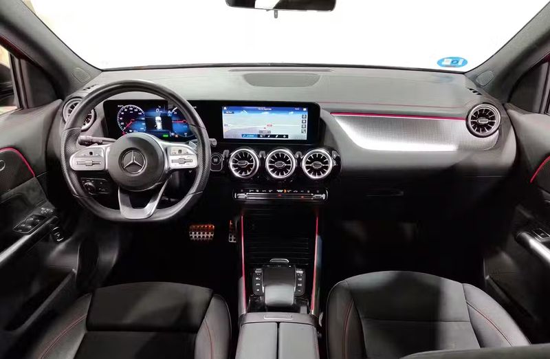 Mercedes-Benz E • 2022 • 51,833 km 6