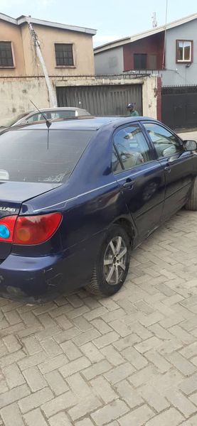 Toyota Corolla • 2003 • 147,352 km 3