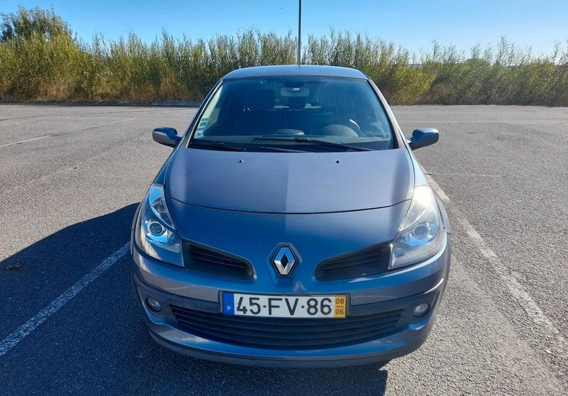 Renault Clio • 2008 • 240,000 km 1