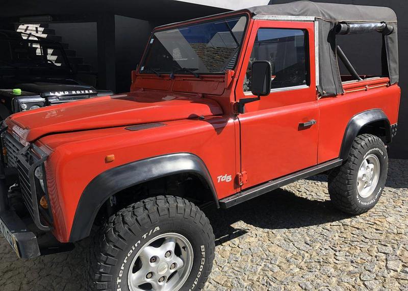 Land Rover Defender • 2001 • 130,000 km 3