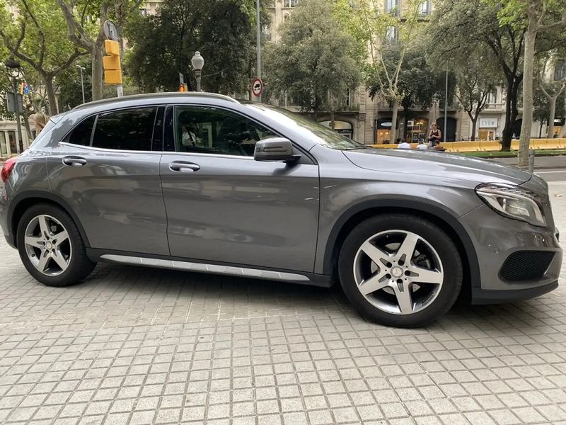 Mercedes-Benz GLA-Class • 2016 • 59,000 km 10