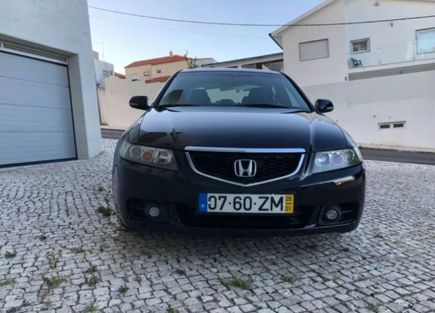 Honda Accord • 2005 • 255,000 km 1