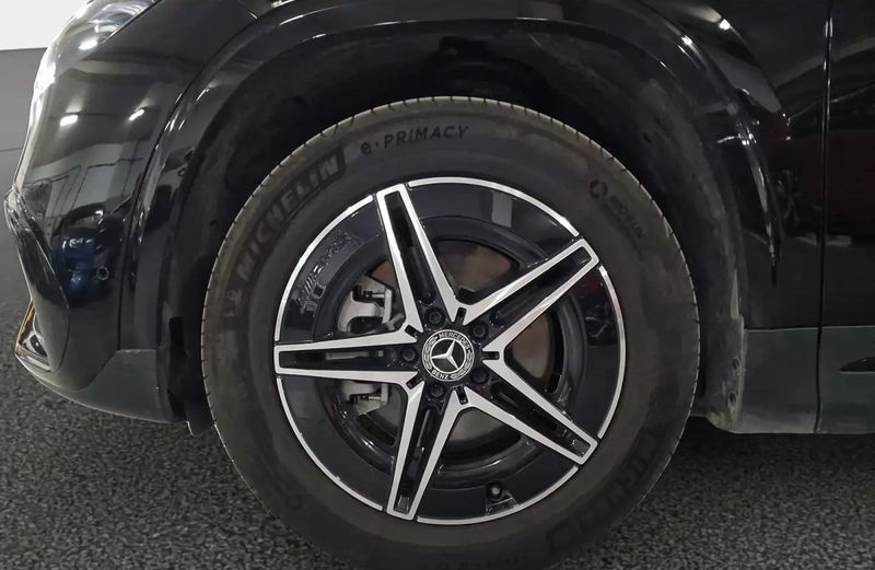 Mercedes-Benz A • 2025 • 5,652 km 16