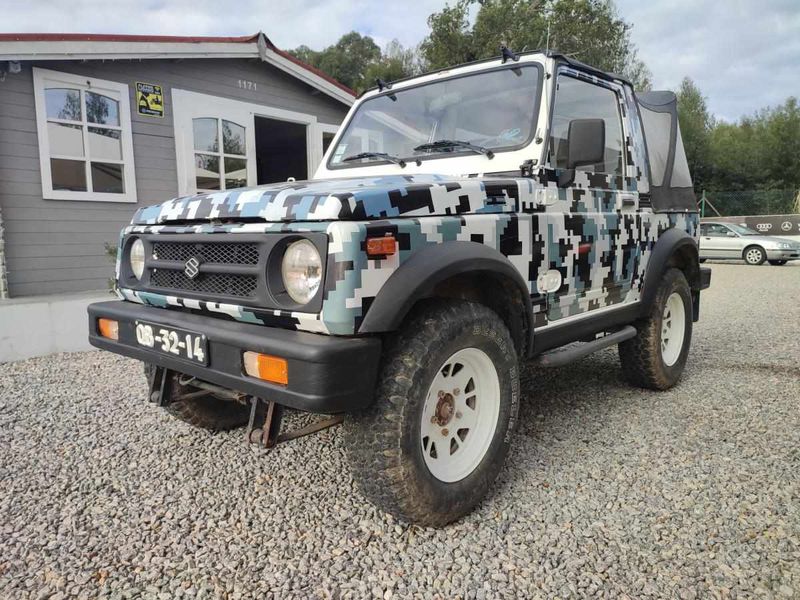 Suzuki Jimny • 1988 • 132,000 km 1