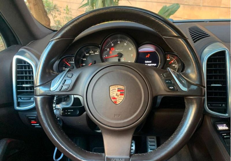 Porsche Cayenne • 2011 • 150,000 km 8