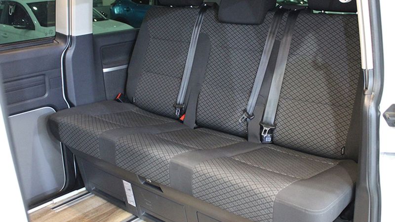 Volkswagen California • 2020 • 71,885 km 17