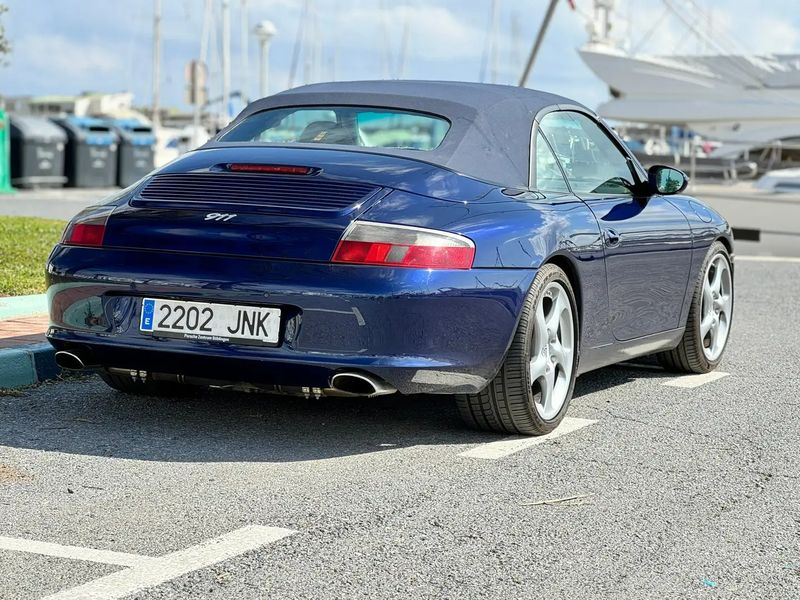 Porsche 911 Carrera Cabrio • 2004 • 154,800 km 7