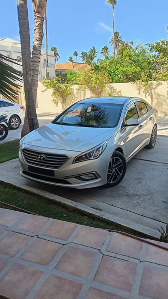 Hyundai Sonata • 2017 • 56,000 km 2