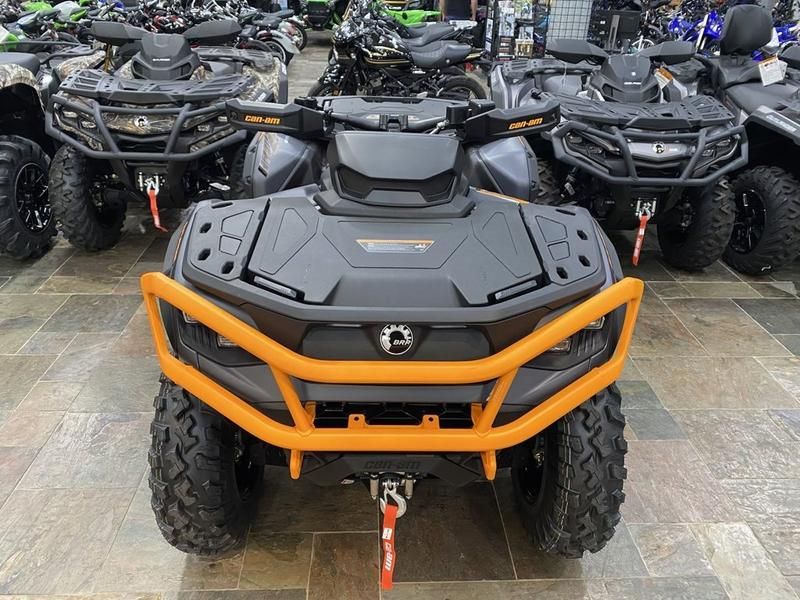 C&M Trailers 2025 Can-Am  Outlander XT-P 1000R - Copy • 2025 • 100 km 2