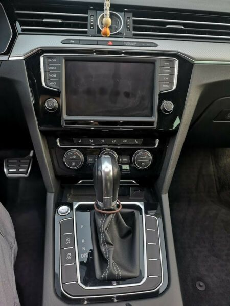 Volkswagen Passat Variant • 2016 • 182,000 km 10