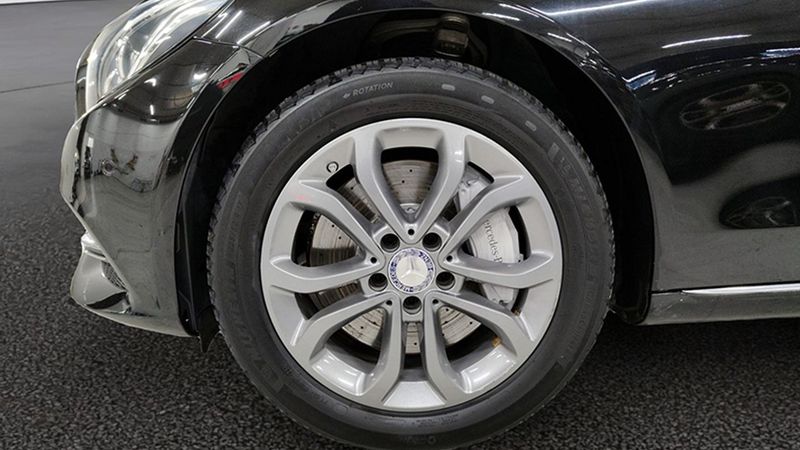 Mercedes-Benz C-Class • 2015 • 137,153 km 4