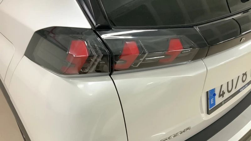Peugeot 2008 • 2022 • 23,800 km 9