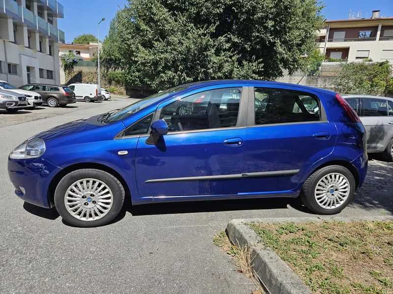 Fiat Punto • 2006 • 302,000 km 2