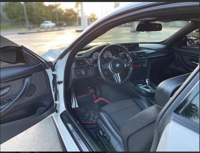 BMW M4 • 2015 • 89,000 km 6