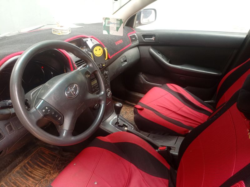 Toyota Avensis • 2005 • 5,100 km 2