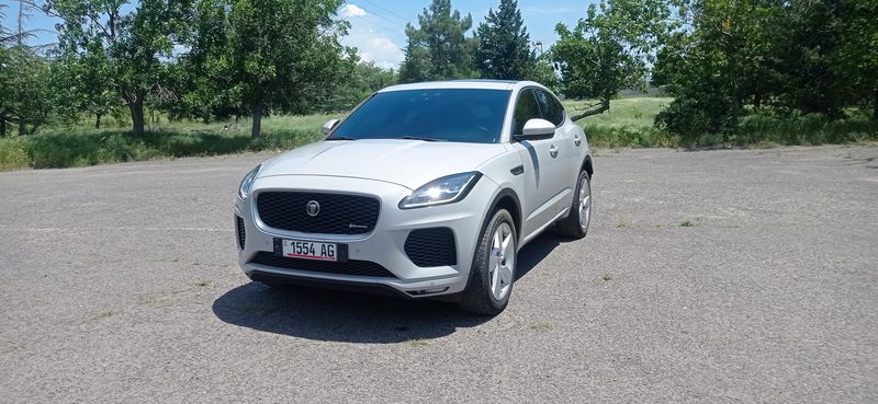 Jaguar E-PACE • 2018 • 64,200 km 14