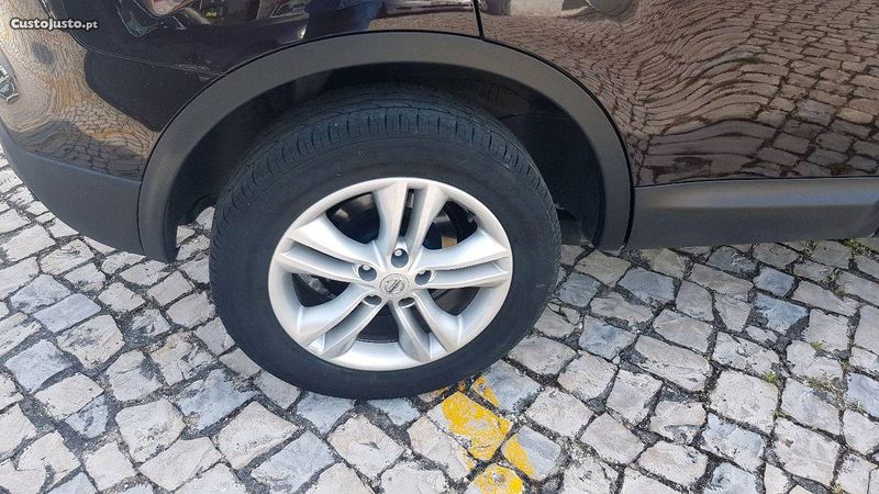 Nissan Qashqai • 2012 • 200,000 km 4