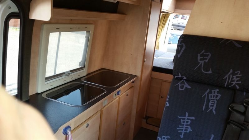 Volkswagen T5 • 2002 • 98,000 km 16