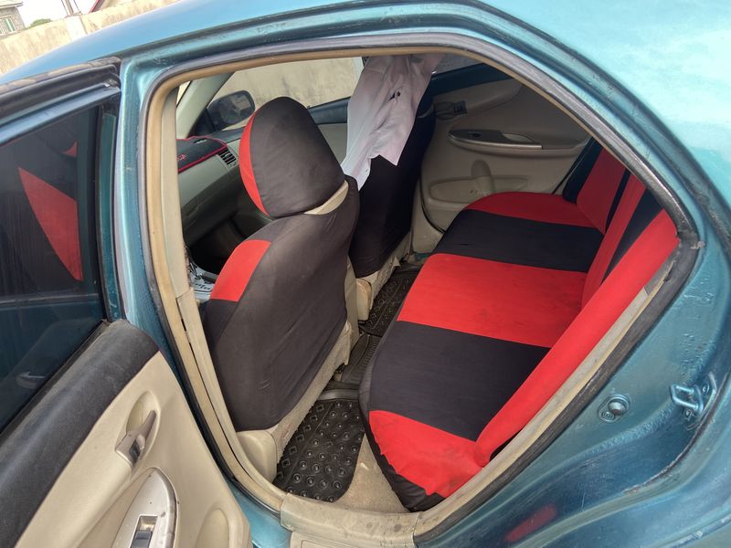 Toyota Corolla • 2008 • 230,000 km 7