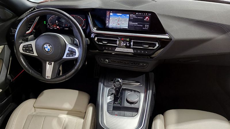 BMW Z4 • 2019 • 62,000 km 10