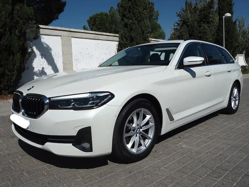 BMW 520D • 2021 • 94,000 km 5