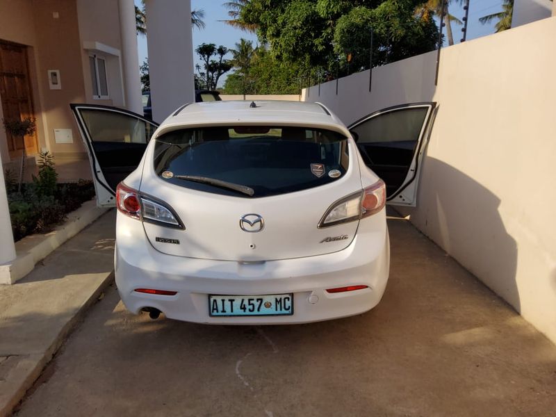 Mazda 2 • 2010 • 50,000 km 1