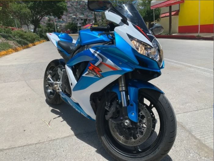 Suzuki gsx-r600z • 2008 • 29,000 km 2